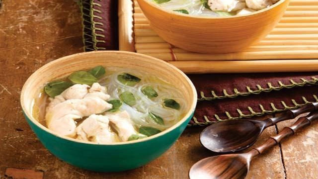 Chicken Sotanghon Soup with Malunggay