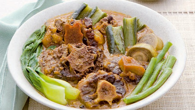 kare kare oxtail