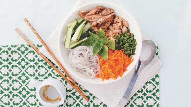 Vermicelli Salad with Grilled Chicken Recipe