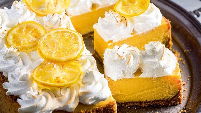 https://images.yummy.ph/yummy/uploads/2017/01/lemon-meringue-tart-6.jpg