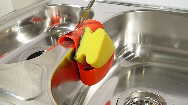 This Is How Often You Should Replace Common Kitchen Tools