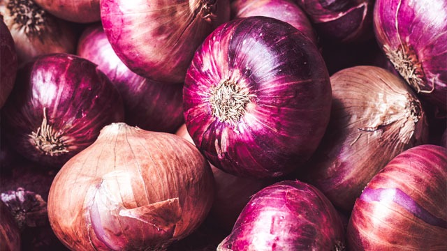 What's The Difference: Shallot Vs. Red Onion