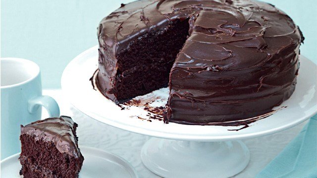 How To Make a Perfect Layer Cake: Everything You Need to Know