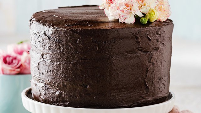steamed no bake chocolate cake topped with flowers
