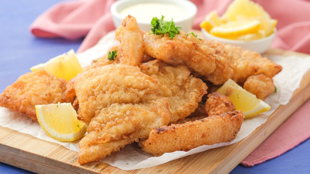 Sundays are for fresh fish! 🐟 let's make some crispy fried