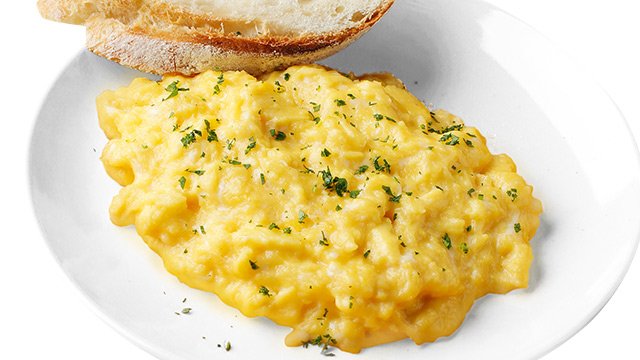 The BEST Soft And Creamy Scrambled Eggs