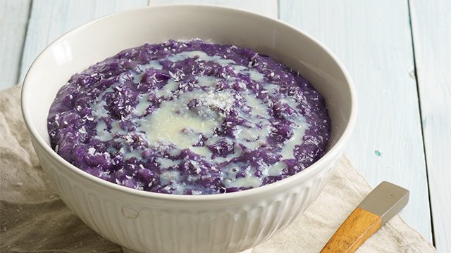 Ube champorado in a bowl