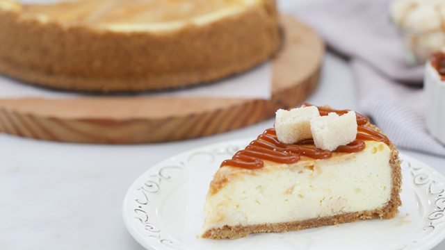 Baked Cheesecake Recipe - Titli's Busy Kitchen