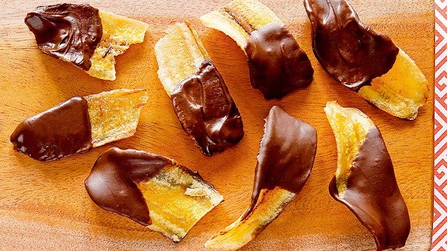 Chocolate Dipped Banana Chips Recipe