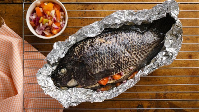 Baked tilapia in deals foil