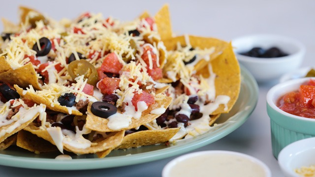 These Loaded Nachos Are What You Need For Nacho Night