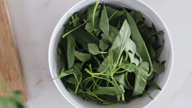 Everything You Need To Know About Cooking With Kangkong