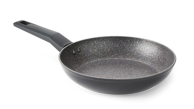 These Are The Best Nonstick Pans To Buy Under P1,000