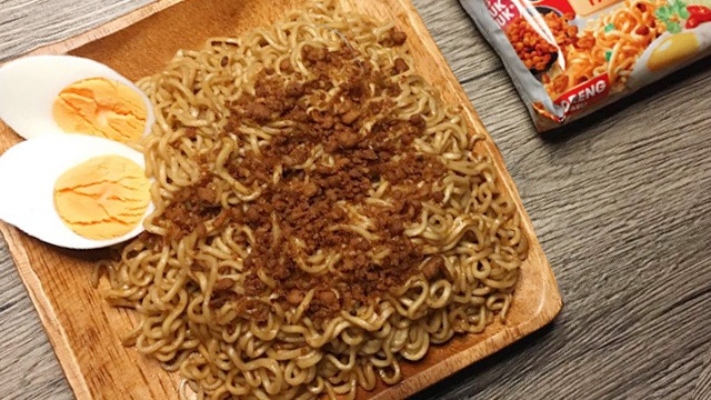 Mie Sedaap Instant Mie Goreng Noodles Are Available In The Grocery