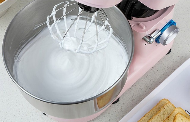 You Can Get This Pink Stand Mixer For P4,959