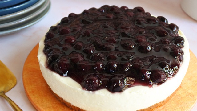 5-Minute Microwave Cheesecake - Gemma's Bigger Bolder Baking