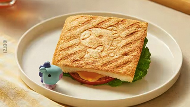 https://images.yummy.ph/yummy/uploads/2021/04/bt21-baby-sandwich-waffle-maker-05.jpg