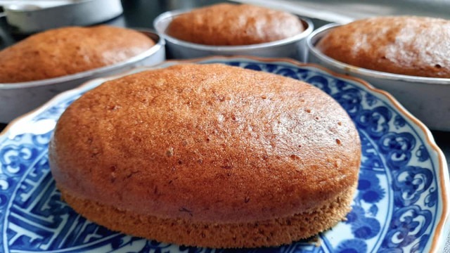 STEAMED BANANA CAKE | BANANA CAKE RECIPE | BANANA MOIST CAKE | HOMEMADE |  REGILYN CHANNEL - YouTube