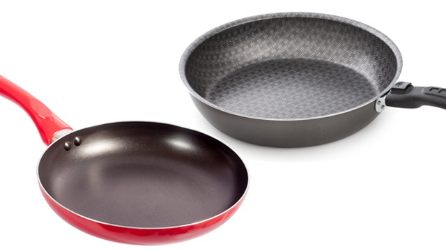 Saute Pan vs Skillet: What's the Difference Between These Pans