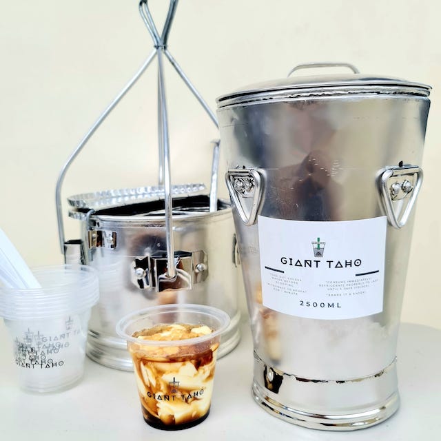 giant taho mini taho set with assembled cup