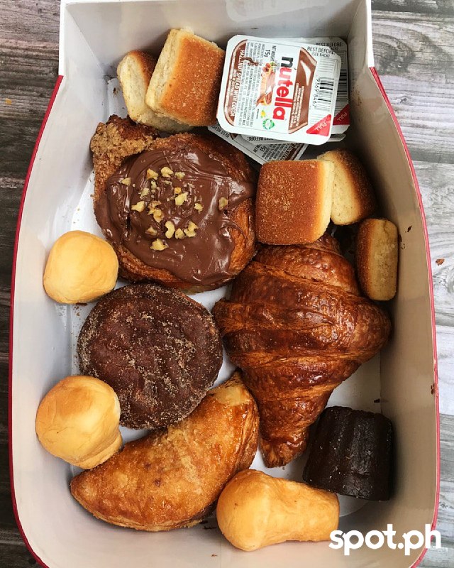 Nutella and Wildflour Café + Bakery box