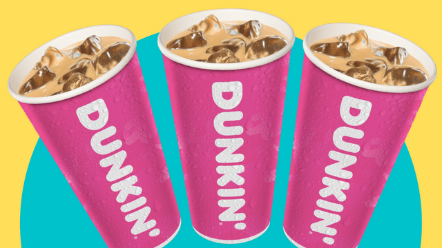 Dunkin's first Beverage Fest offers an extra large cup of Iced Coffee at a discounted price of P50.