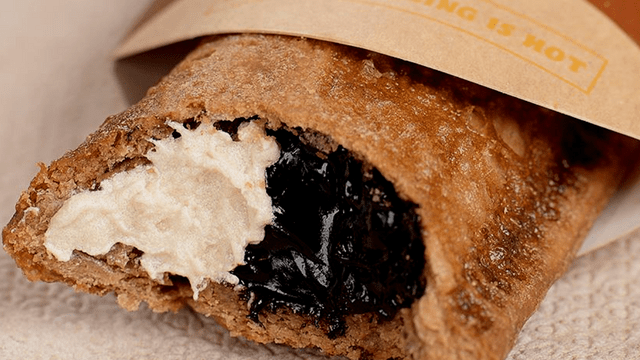 Jollibee's famous Choco Mallow Pie makes its much-awaited return on the menu.