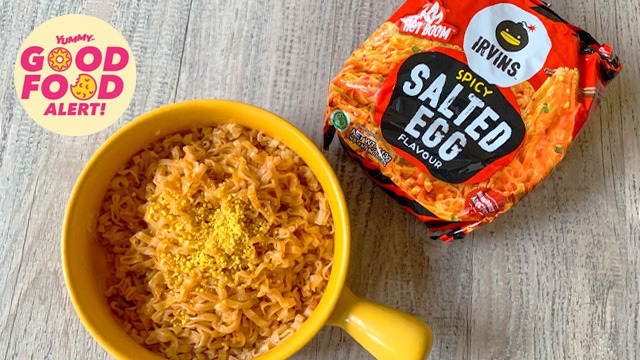 nissin irvin's hot boom spicy salted egg instant noodles cooked and packet