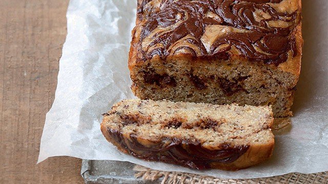 Munching with Mariyah - GOOEY CHOCOLATE MARBLE BANANA BREAD