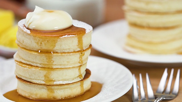 https://images.yummy.ph/yummy/uploads/2023/02/japanesesoufflepancakerecipe-small2.jpg