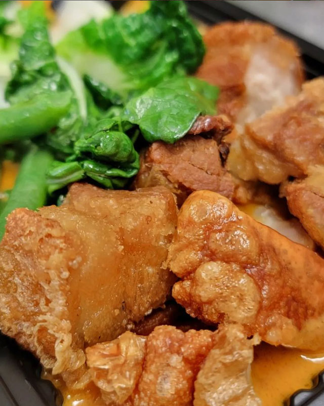 Tselog's kare-kare with lechon kawali