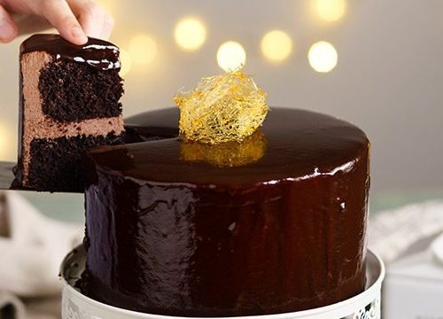 chocolate dust cake | Ahmedabad ,India from BlackOne Cake & Bakery