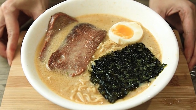 instant noodles tonkotsu recipe with egg spam nori sheet
